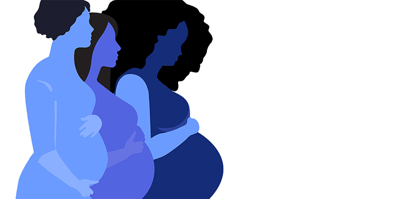 Siluetas ilustradas de tres personas embarazadas.